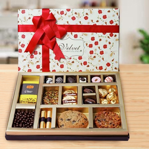 Deluxe Choco Selection Box