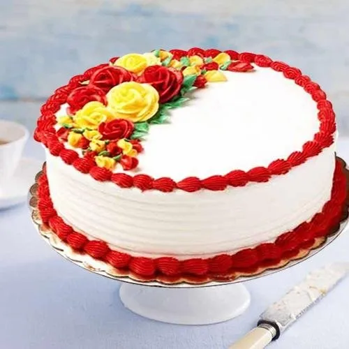Send Happiness Vanilla Cake for Mom