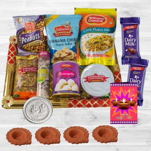 Remarkable Festive Delight Snacks Hamper for Diwali