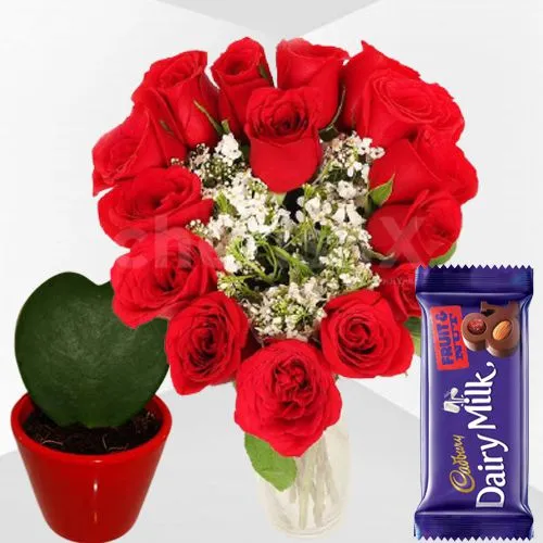 Excellent Love-Shape Red Roses in Vase, Cadbury Fruit n Nut n Hoya Heart Plant