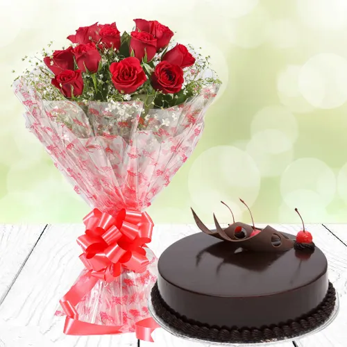 Book Red Roses Bunch with Chocolate cake 