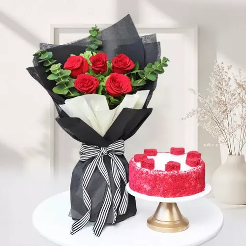 Sweet Rose N Red Velvet Surprise