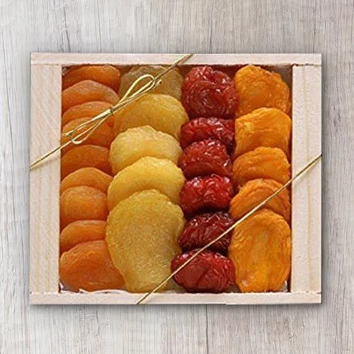 Order Exquisite Dried Fruits Gift Box Online