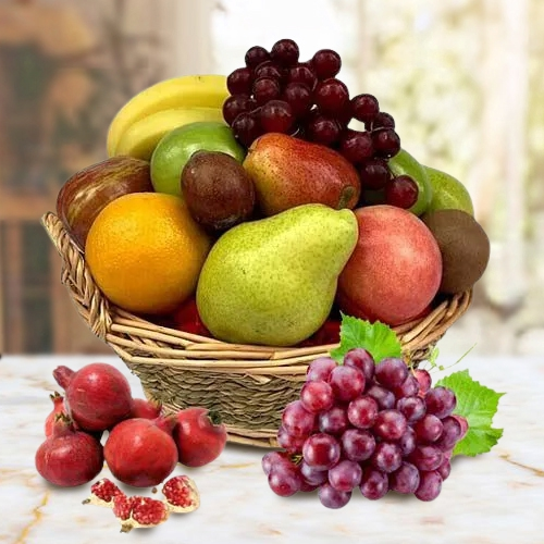 Order Refreshing Fresh Fruit Basket 