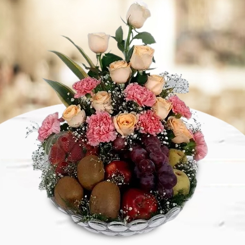 Deliver Exotic Fruits N Flowers in Glass Vase