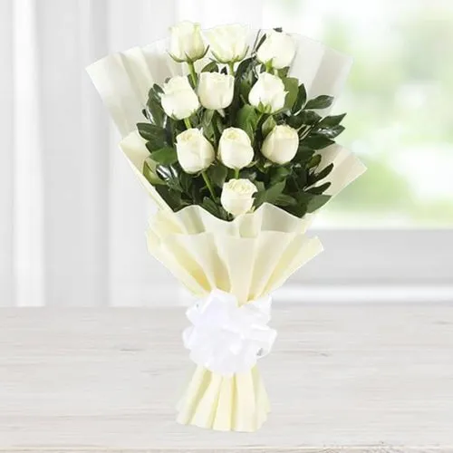Order Collection of White Roses Bunch Online