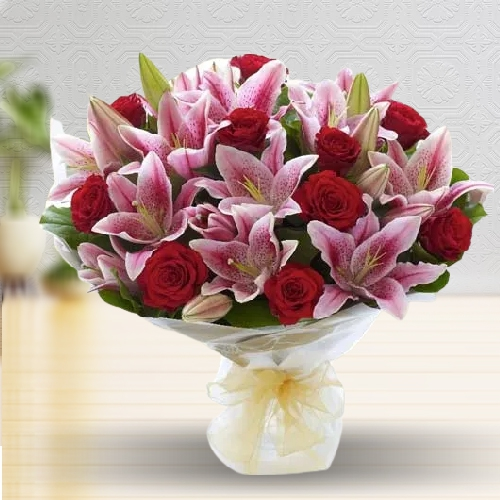 Order White Lilies N Red Roses Bouquet