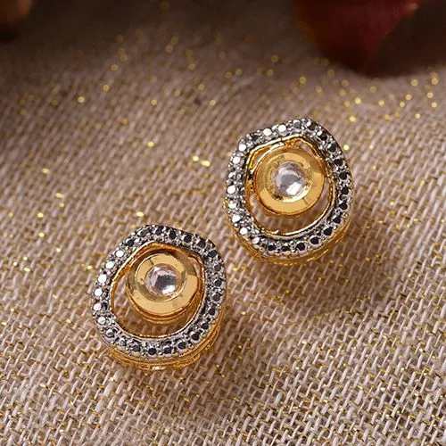 Elegant Kundan Studs