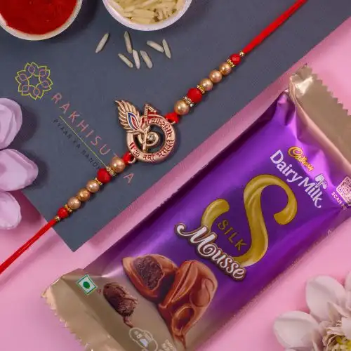 Graceful Krishna Rakhi N Cadbury Silk Mousse Combo