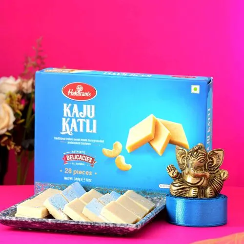 Delightful Kaju Katli & Brass Ganesha Set